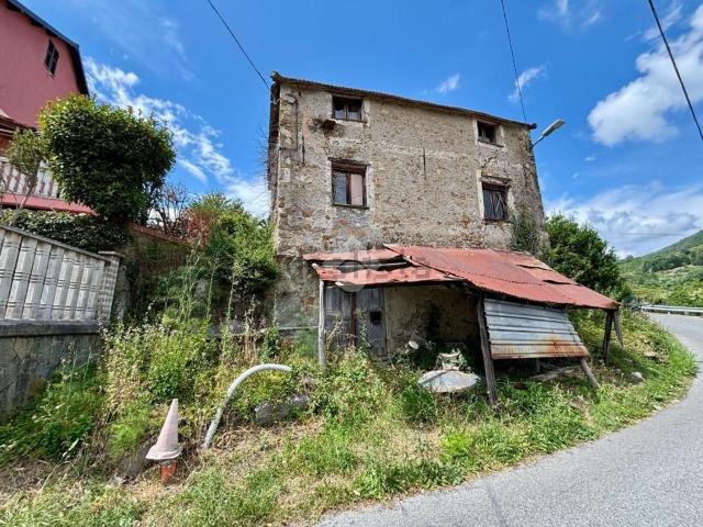 Casa in vendita a Sant'olcese, Liguria