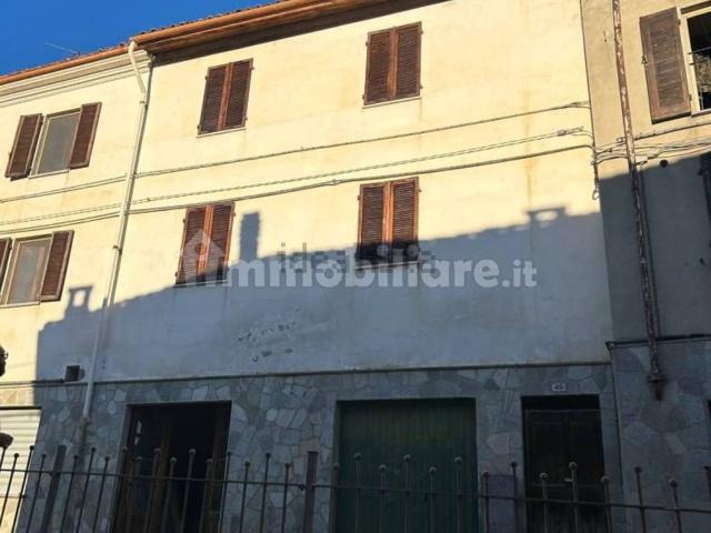 Casa in vendita a Piemonte, Asti