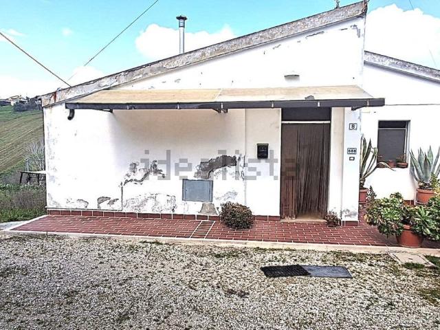 Casa in vendita a Pianella, Abruzzo