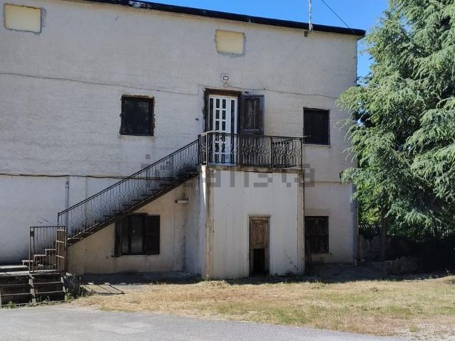 Casa in vendita a Oratino, Molise
