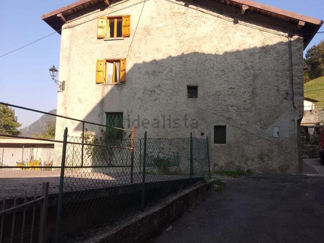 Casa in vendita a Comunità Montana della Valle Brembana, San Pellegrino Terme