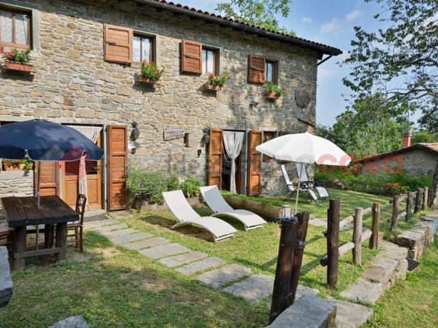 Casa in vendita a San Romano in Garfagnana, Lucca
