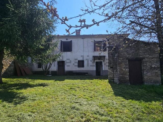 Casa in vendita a Varsi, Reggio Emilia
