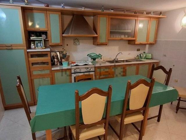 Casa in vendita a Carini, Sicilia