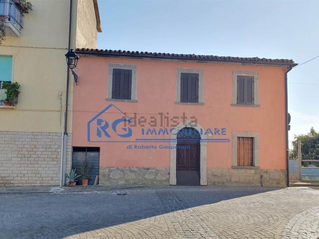 Casa in vendita a Sermugnano, Castiglione in Teverina