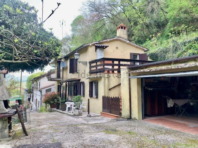 Casa in vendita a Località Produttiva Papigno, Terni