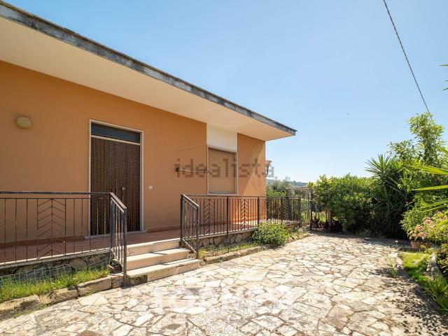Casa in vendita a Terracina, Lazio