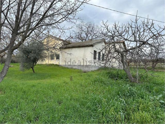 Casa in vendita a Città Sant'angelo, Abruzzo