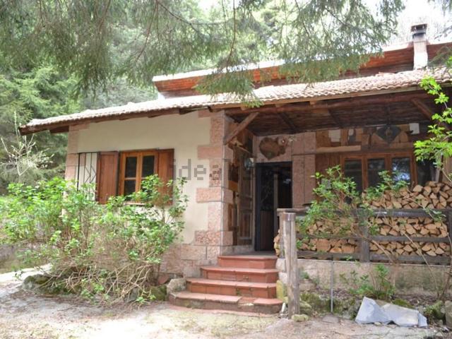 Casa in vendita a Bajardo, Provincia di Imperia
