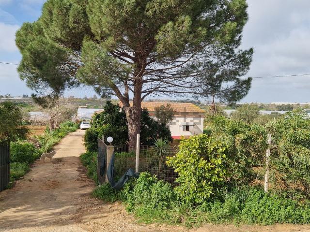 Casa in vendita a Vittoria, Ragusa