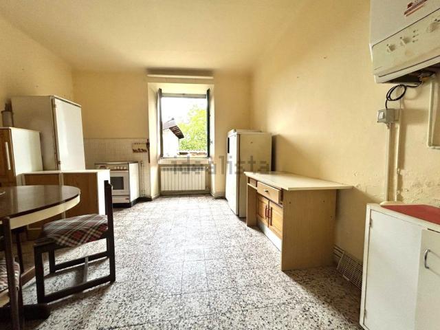 Casa in vendita a Gurone, Malnate