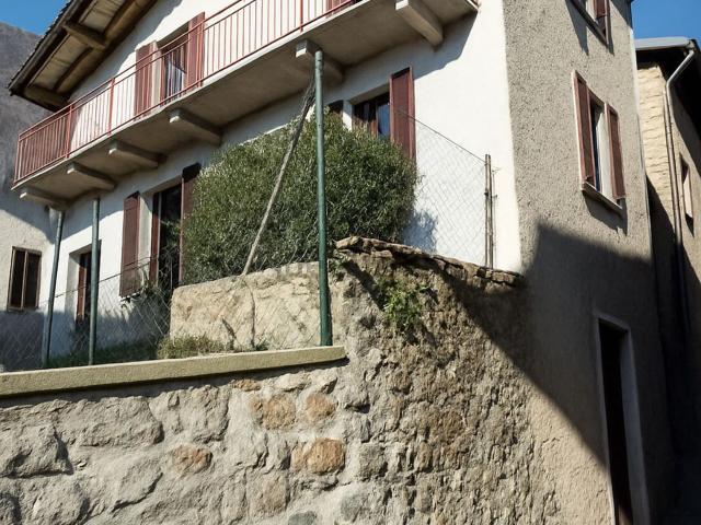 Casa in vendita a Casargo, Lombardia