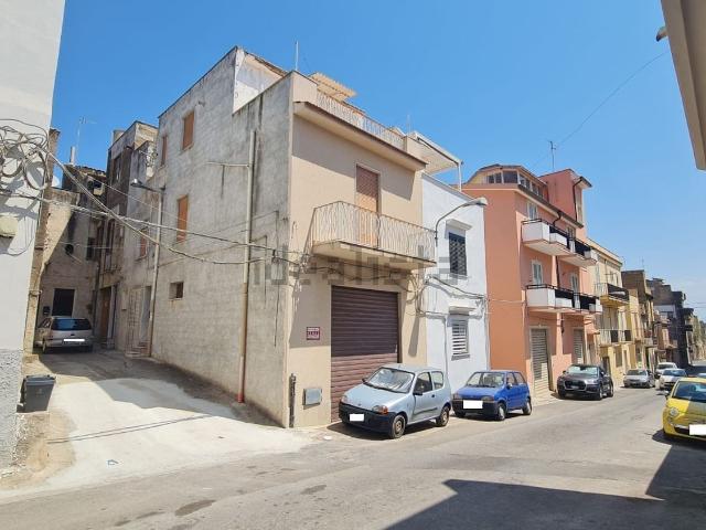 Casa in vendita a Quartiere San Giacomo, Castelvetrano