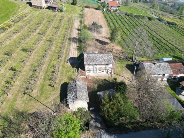 Casa in vendita a Chiappero, Envie