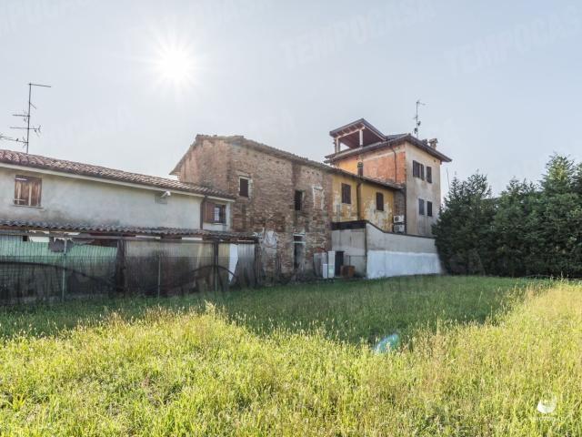 Casa in vendita a Unione dei comuni del Sorbara, San Cesario Sul Panaro