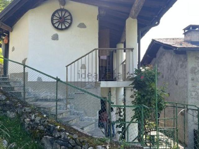 Casa in vendita a Castione Andevenno, Lombardia