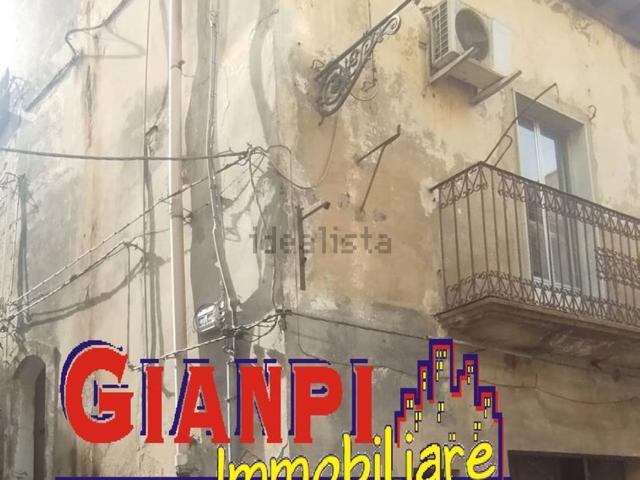 Casa in vendita a Monte, Piazza
