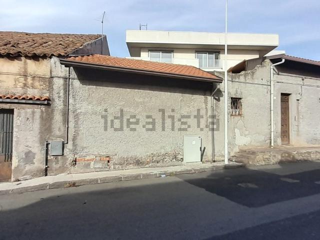 Casa in vendita a Belpasso, Sicilia
