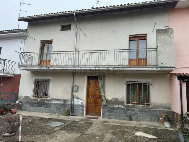 Casa in vendita a Felizzano, Alessandria