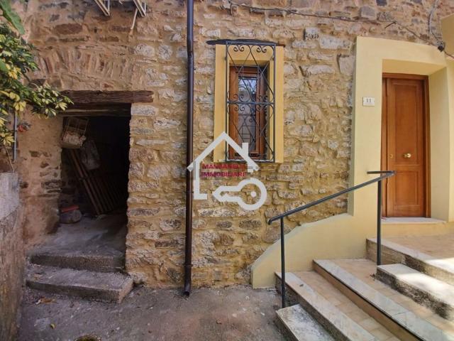 Casa in vendita a Laureana Cilento, Campania