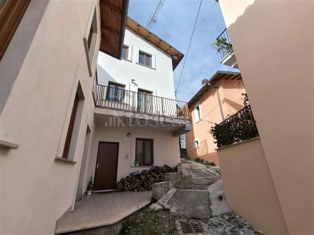 Casa in vendita a Tornimparte, Abruzzo