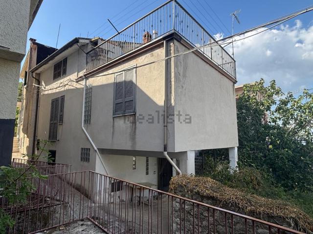 Casa in vendita a Ciardelli, Pietrastornina