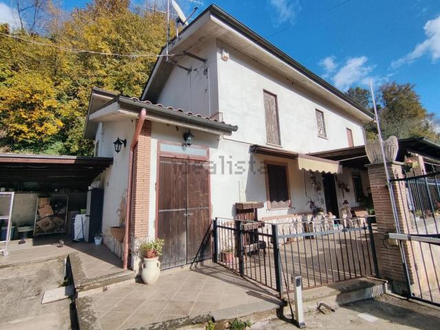 Casa in vendita a Villaggio Rinascita, Roma Capitale