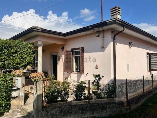 Casa in vendita a Ceccano, Lazio