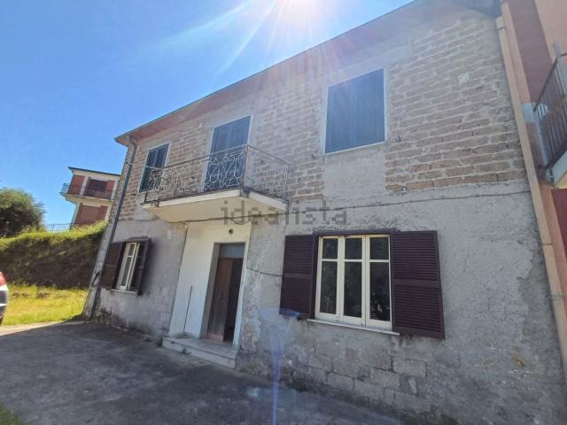 Casa in vendita a San Giovanni Incarico, Lazio
