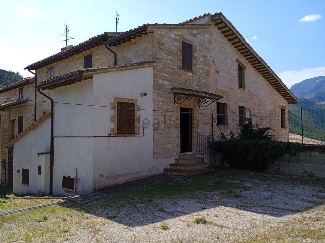 Casa in vendita a Marche, Pesaro E Urbino