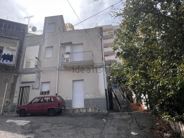 Casa in vendita a Reggio di Calabria, Reggio Calabria