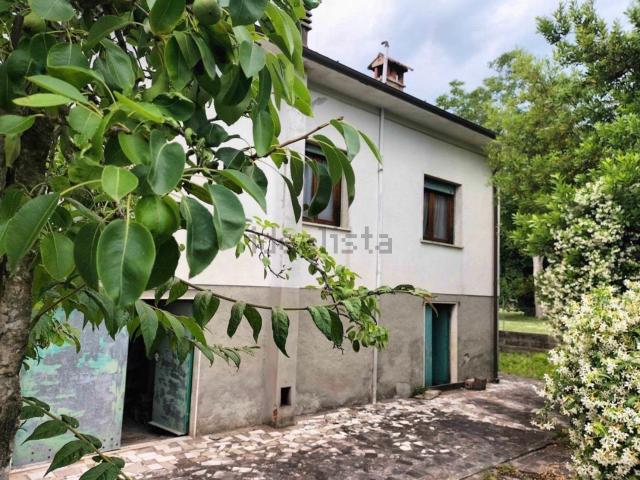Casa in vendita a Tonfano, Toscana