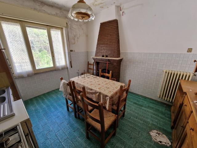 Casa in vendita a Carsoli, Abruzzo