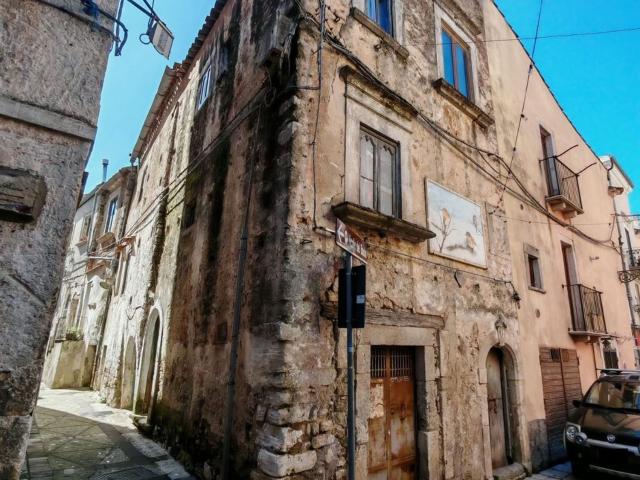 Casa in vendita a Civita, Puglia