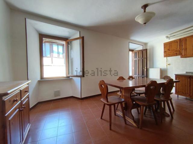 Casa in vendita a Godiasco Salice Terme, Godiasco
