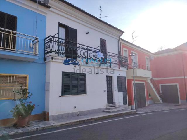 Casa in vendita a Unione dei Comuni della Val Vibrata, Sant'omero