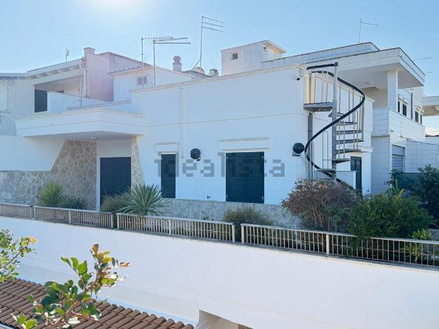 Casa in vendita a Torre Santa Sabina, Puglia