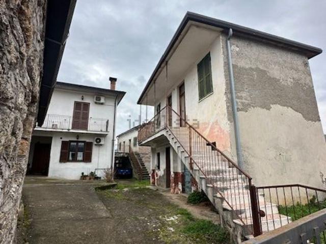 Casa in vendita a Alatri, Lazio