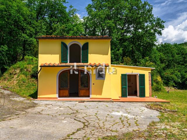 Casa in vendita a Pistoia, Toscana