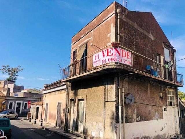 Casa in vendita a Gravina Di Catania, Sicilia