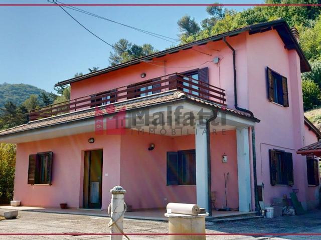 Casa in vendita a Villa Reatina, Rieti