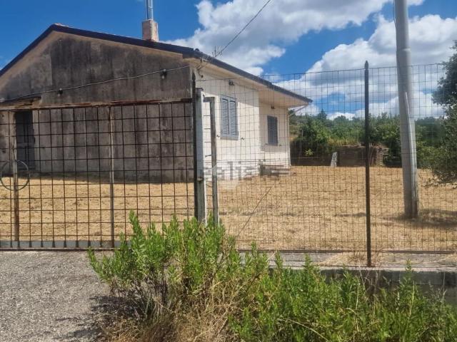 Casa in vendita a Apollosa, Campania
