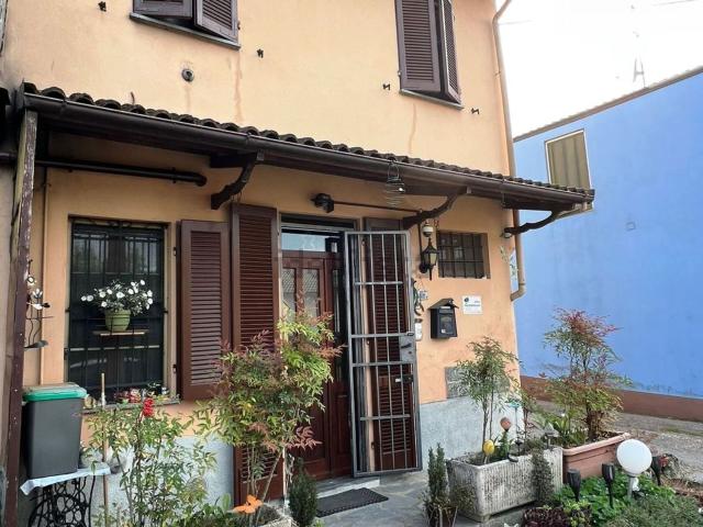 Casa in vendita a Cergnago, Lombardia