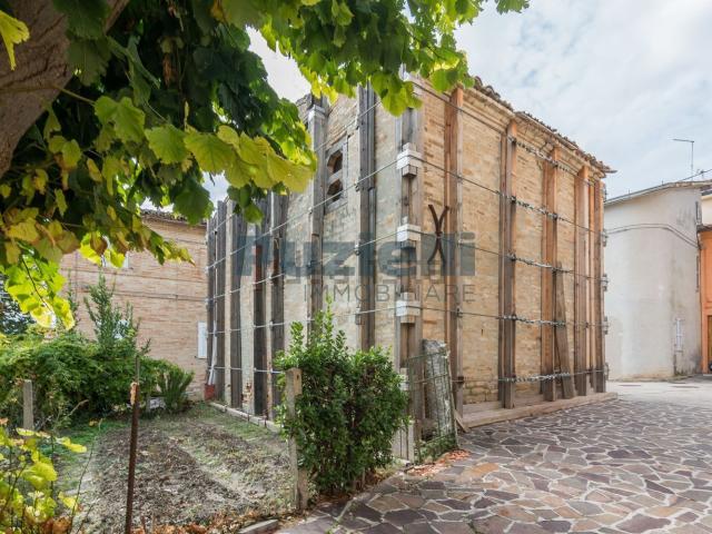 Casa in vendita a Marche, Fermo