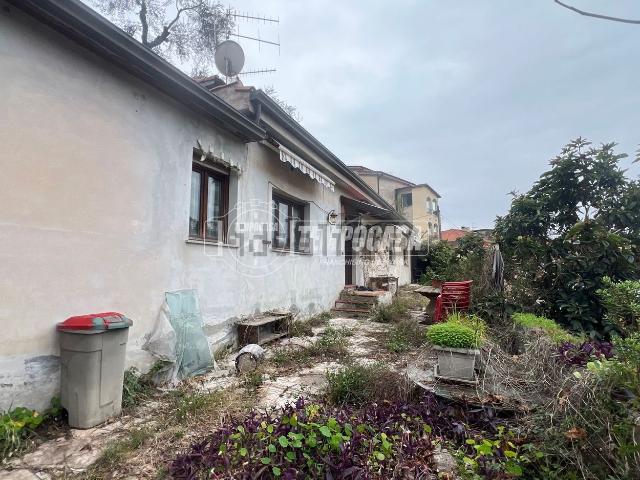 Casa in vendita a Ventimiglia, Liguria