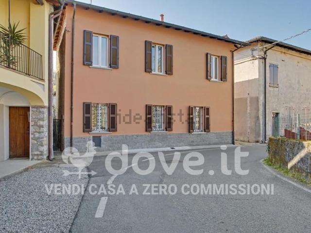Casa in vendita a Cellina, Leggiuno