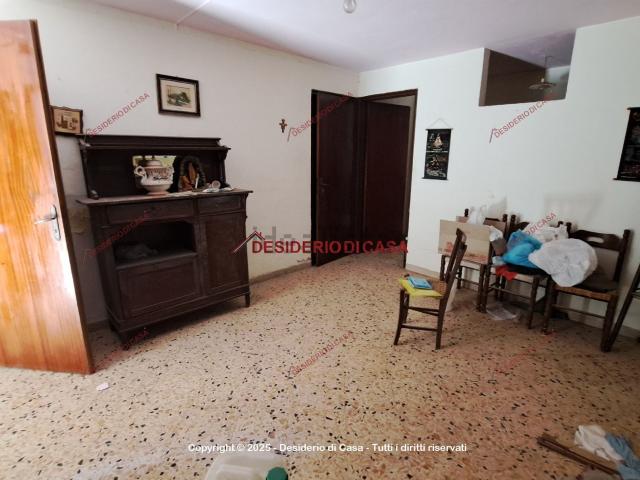 Casa in vendita a Cerda, Sicilia