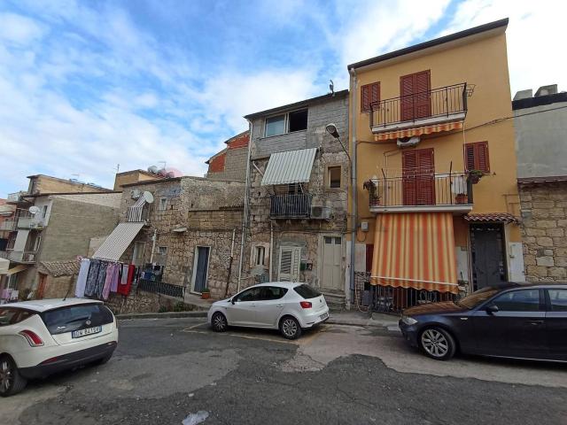 Casa in vendita a Ramacca, Sicilia