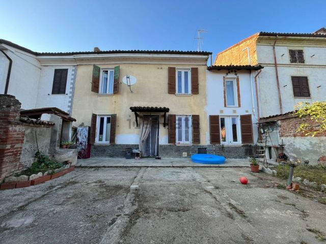 Casa in vendita a Piemonte, Alessandria
