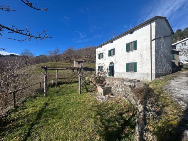 Casa in vendita a Margine di Momigno, Marliana